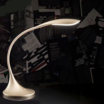 Lampada da tavolo GLS 5.2W 220/240V 3000K oro IP20 GEALUCE 