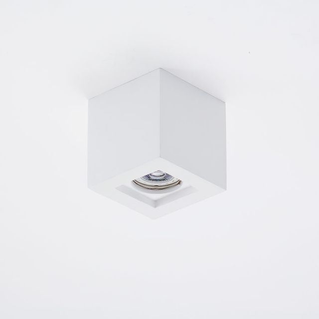 spot-cubico-isyluce-825