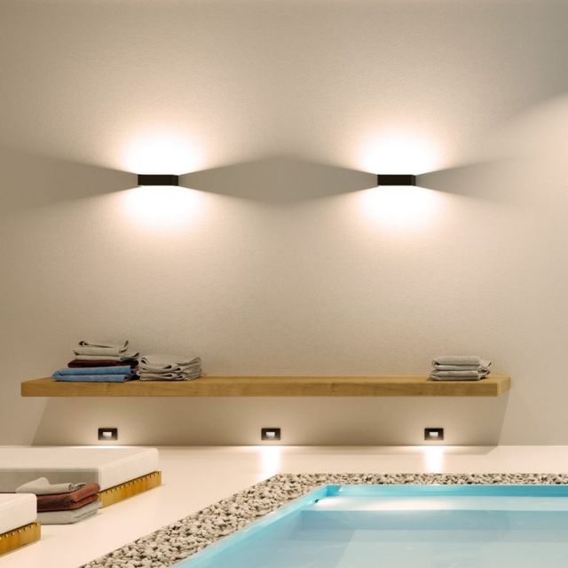 applique-icon-7w-2700k-slash-3000k-slash-4000k-beneito-faure-bianco