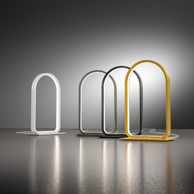 lampada-da-tavolo-nicole-12w-luce-calda-3000k-gealuce-oro