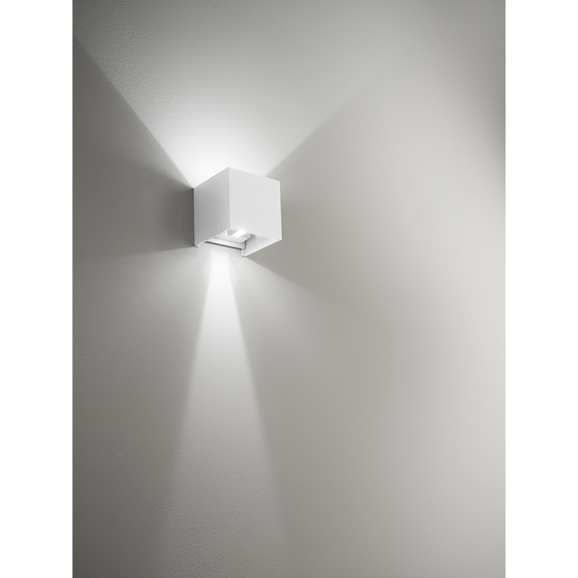 applique-henk-q-2x5w-luce-calda-3000k-gealed-nero-ip54