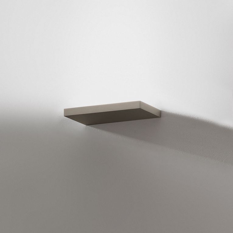 lampada da parete 15w 3000k titanio ip20 gealuce yoana a/p