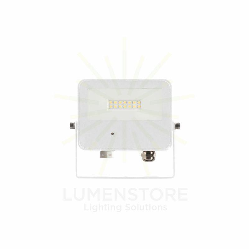 proiettore sky 10w luce naturale 840 beneito faure bianco con sensore a microonde ip65 ik08